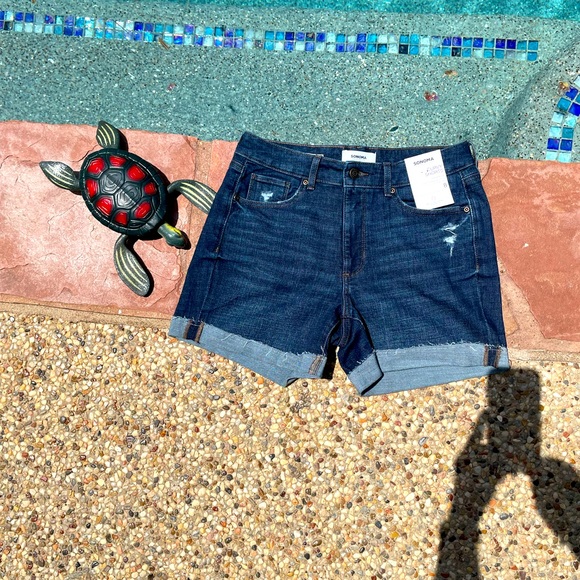 Sonoma Goods for Life denim Shorts, size 8 - Picture 1 of 3